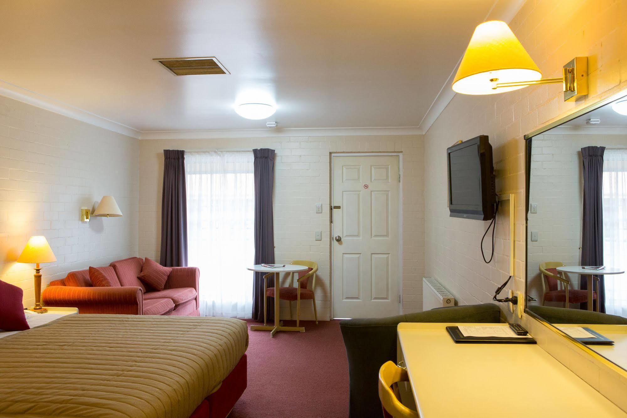 Club Motel อาร์มีเดล ภายนอก รูปภาพ